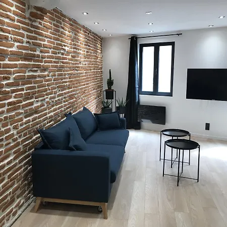 Le Quai Des Artistes Appartement
