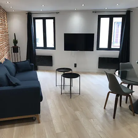 Le Quai Des Artistes Appartement